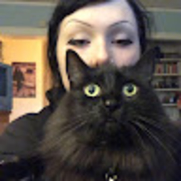 Meet your Posher, Jade - Picture 1 of 1